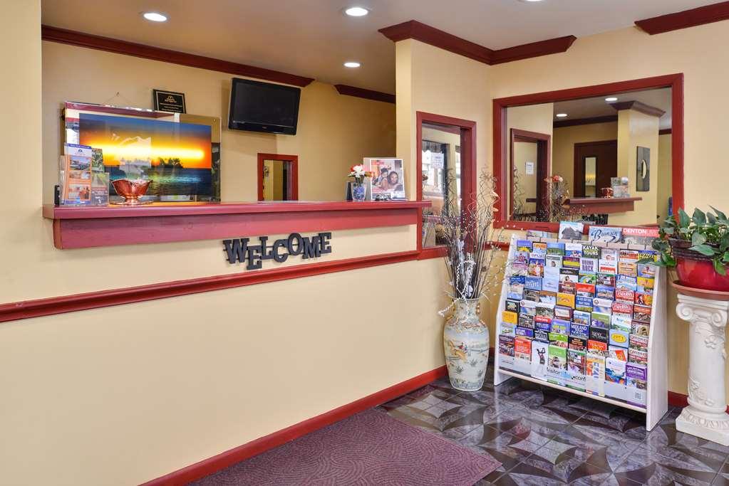 Americas Best Value Inn Buda Zewnętrze zdjęcie