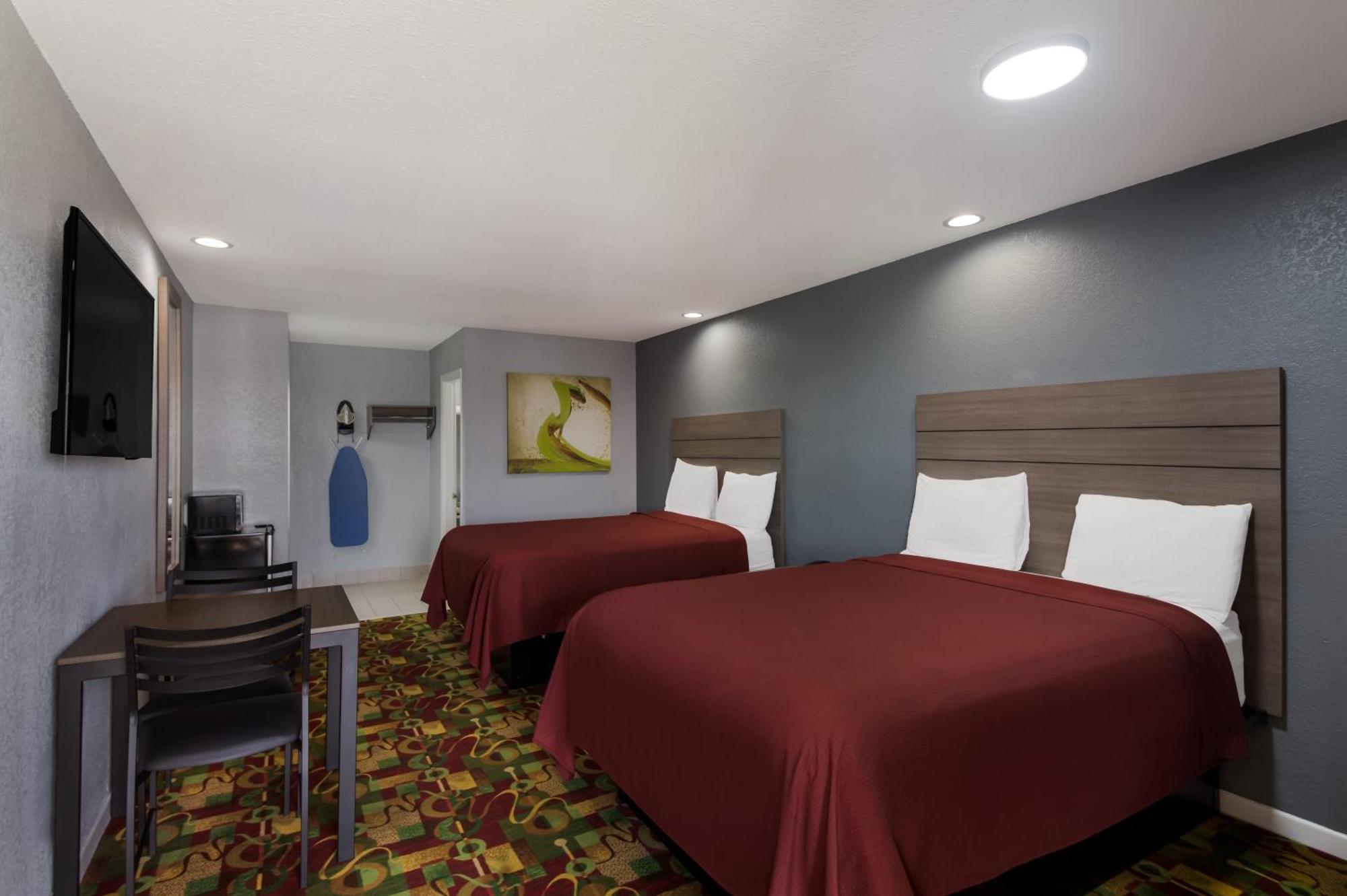Americas Best Value Inn Buda Zewnętrze zdjęcie